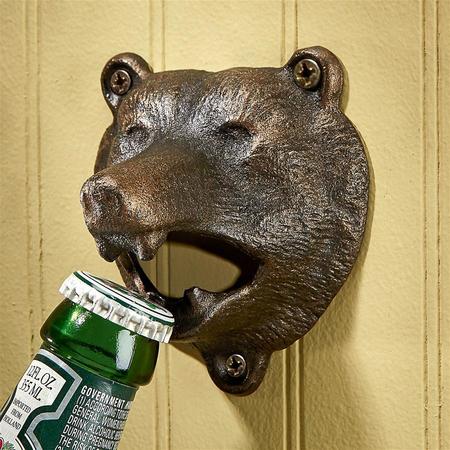 DESIGN TOSCANO Grizzly Bear of the Woods Cast Iron Bottle Opener SP1622